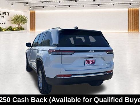 New 2025 Jeep Grand Cherokee Laredo X w/ Luxury Tech Group I RWD image 10