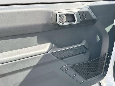 New 2026 Ford Bronco Badlands AWD/4WD image 13