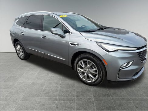 Used 2023 Buick Enclave Essence w/ Experience Buick Package AWD/4WD image 9