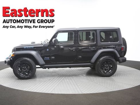 Used 2023 Jeep Wrangler Unlimited w/ Cold Weather Group AWD/4WD image 59