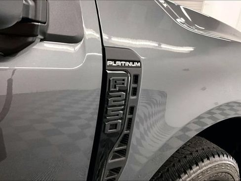 Used 2026 Ford F250 Platinum AWD/4WD image 39