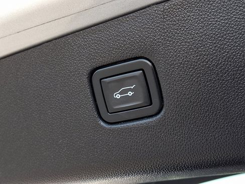 Used 2021 Chevrolet Blazer RS w/ Enhanced Convenience Package AWD/4WD image 28