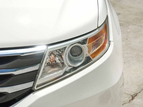 Used 2013 Honda Odyssey EX image 8