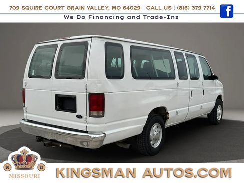 Used 2009 Ford E-350 and Econoline 350 XL RWD image 4