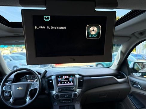 Used 2015 Chevrolet Tahoe LT image 15