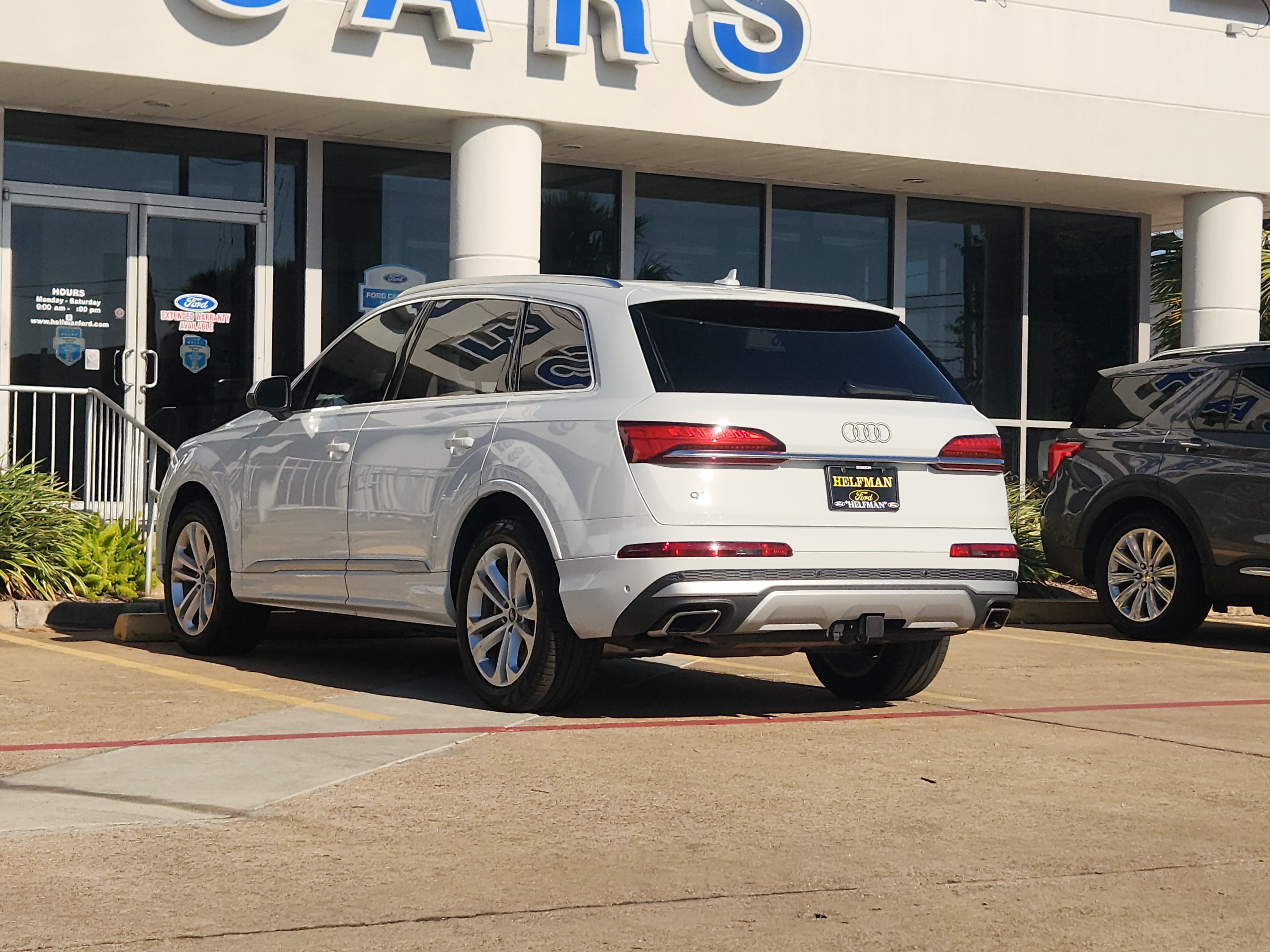Used 2025 Audi Q7 3.0T Premium Plus AWD/4WD image 3