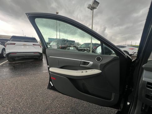 Used 2025 Hyundai Sonata SEL image 20