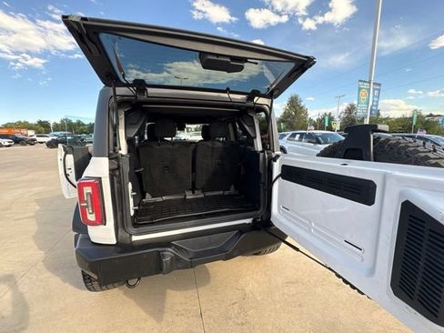 Used 2021 Ford Bronco Big Bend w/ Sasquatch Package AWD/4WD image 23