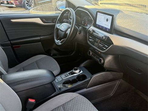 Used 2022 Ford Escape SE w/ Convenience Package image 28