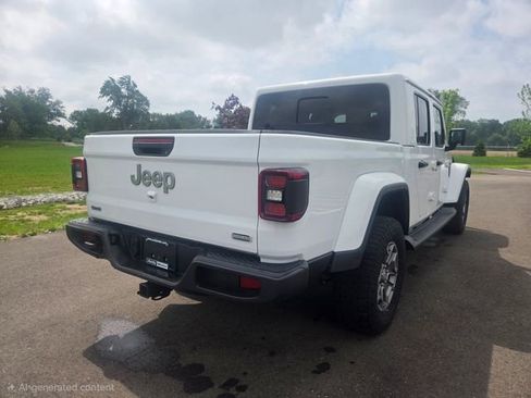 Used 2022 Jeep Gladiator Overland w/ LED Lighting Group AWD/4WD image 9