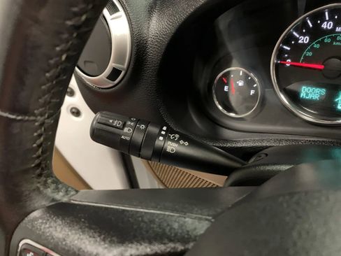 Used 2017 Jeep Wrangler Sahara w/ Connectivity Group image 29