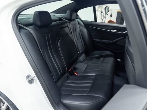 Certified 2023 BMW M550i xDrive AWD/4WD image 25