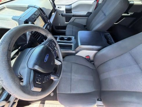 Used 2017 Ford F150 XL w/ Equipment Group 101A Mid RWD image 12