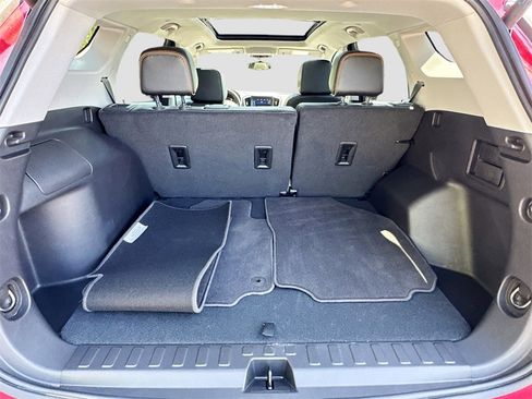 Used 2024 GMC Terrain AT4 w/ Tech Package image 26