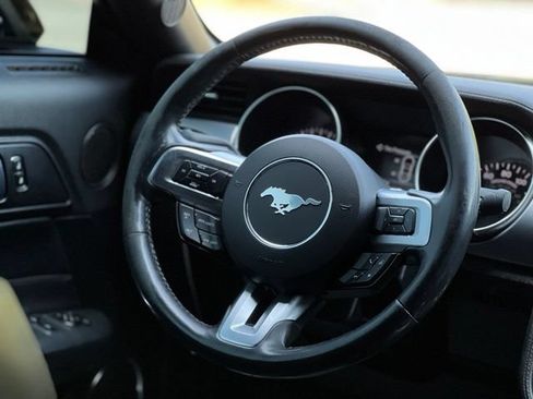 Used 2018 Ford Mustang GT Premium RWD image 20