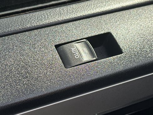 Used 2020 Toyota 4Runner Limited AWD/4WD image 31