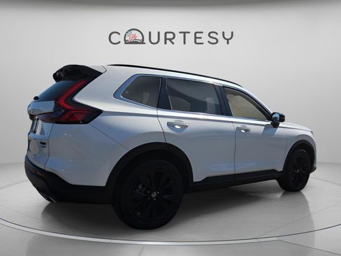 Used 2025 Honda CR-V Sport Touring image 8