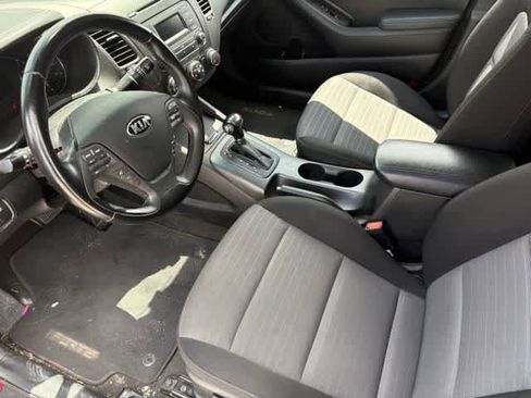 Used 2015 Kia Forte EX w/ Protection Package FWD image 9