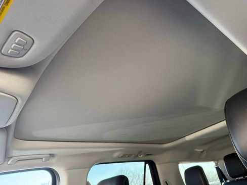 Used 2025 Ford Expedition Max Platinum image 35