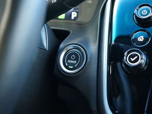 Used 2022 Chevrolet Bolt LT w/ Infotainment Package image 27