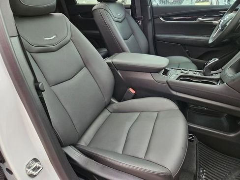 New 2025 Cadillac XT5 Premium Luxury image 28