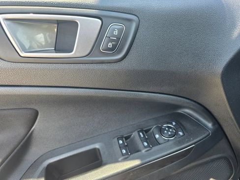 Used 2022 Ford EcoSport SE w/ SE Convenience Package AWD/4WD image 17