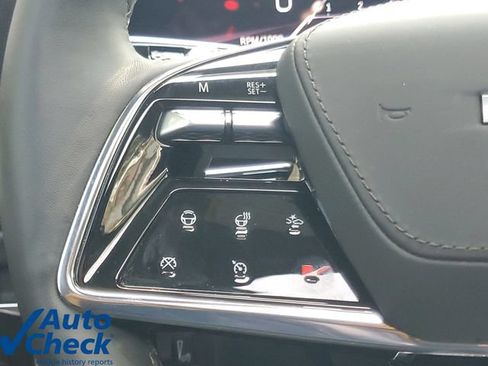 Certified 2026 Cadillac Escalade V w/ LPO, ONYX Package AWD/4WD image 26