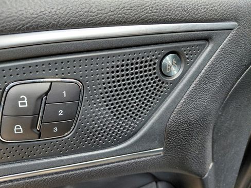 Used 2024 Ford Edge Titanium image 7