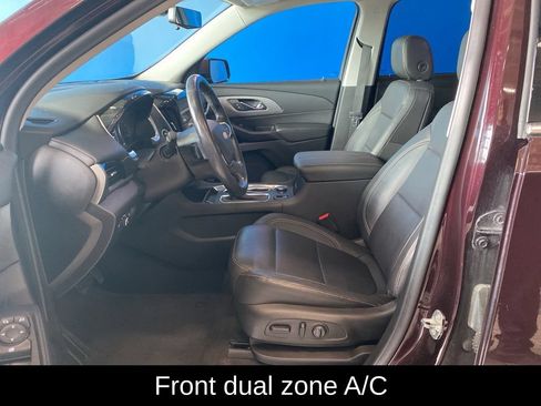 Used 2019 Chevrolet Traverse LT w/ LT Premium Package AWD/4WD image 11