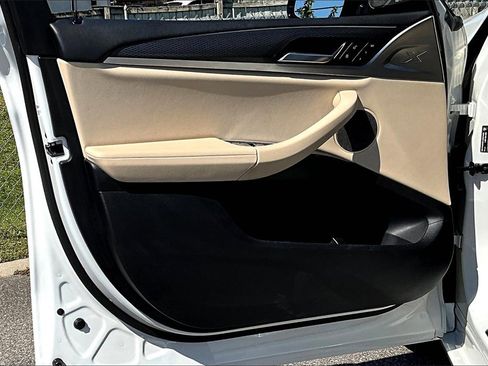 Used 2023 BMW X3 xDrive30i w/ M Sport Package image 17