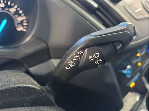 Used 2017 Ford Escape S image 28