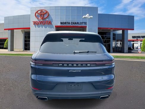 Used 2024 Porsche Cayenne image 9