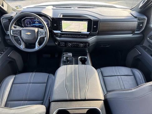 Used 2023 Chevrolet Silverado 1500 High Country w/ High Country Premium Package image 13