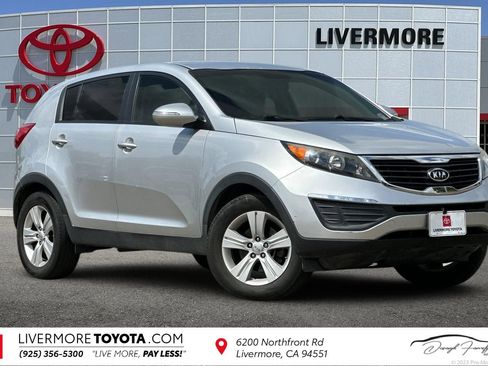 Used 2012 Kia Sportage LX FWD image 1