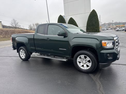 Used 2015 GMC Canyon SLE w/ SLE Convenience Package image 1