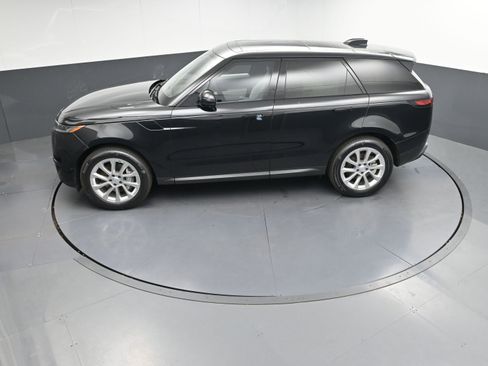 Used 2025 Land Rover Range Rover Sport S image 31