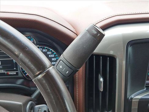 Used 2016 Chevrolet Silverado 1500 High Country RWD image 14