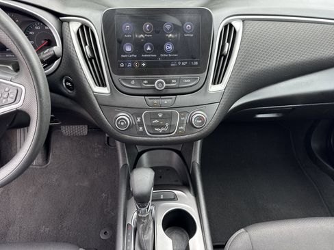 Used 2022 Chevrolet Malibu LS FWD image 24