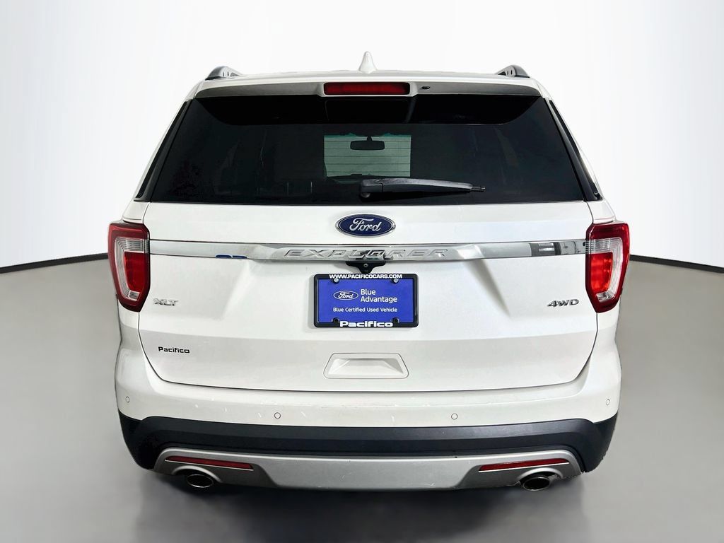 Certified 2017 Ford Explorer XLT w/ Equipment Group 202A AWD/4WD image 6