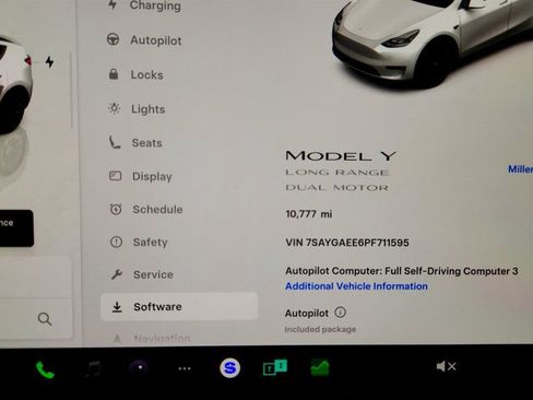 Used 2023 Tesla Model Y Long Range image 14