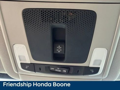 Used 2024 Honda CR-V EX image 29