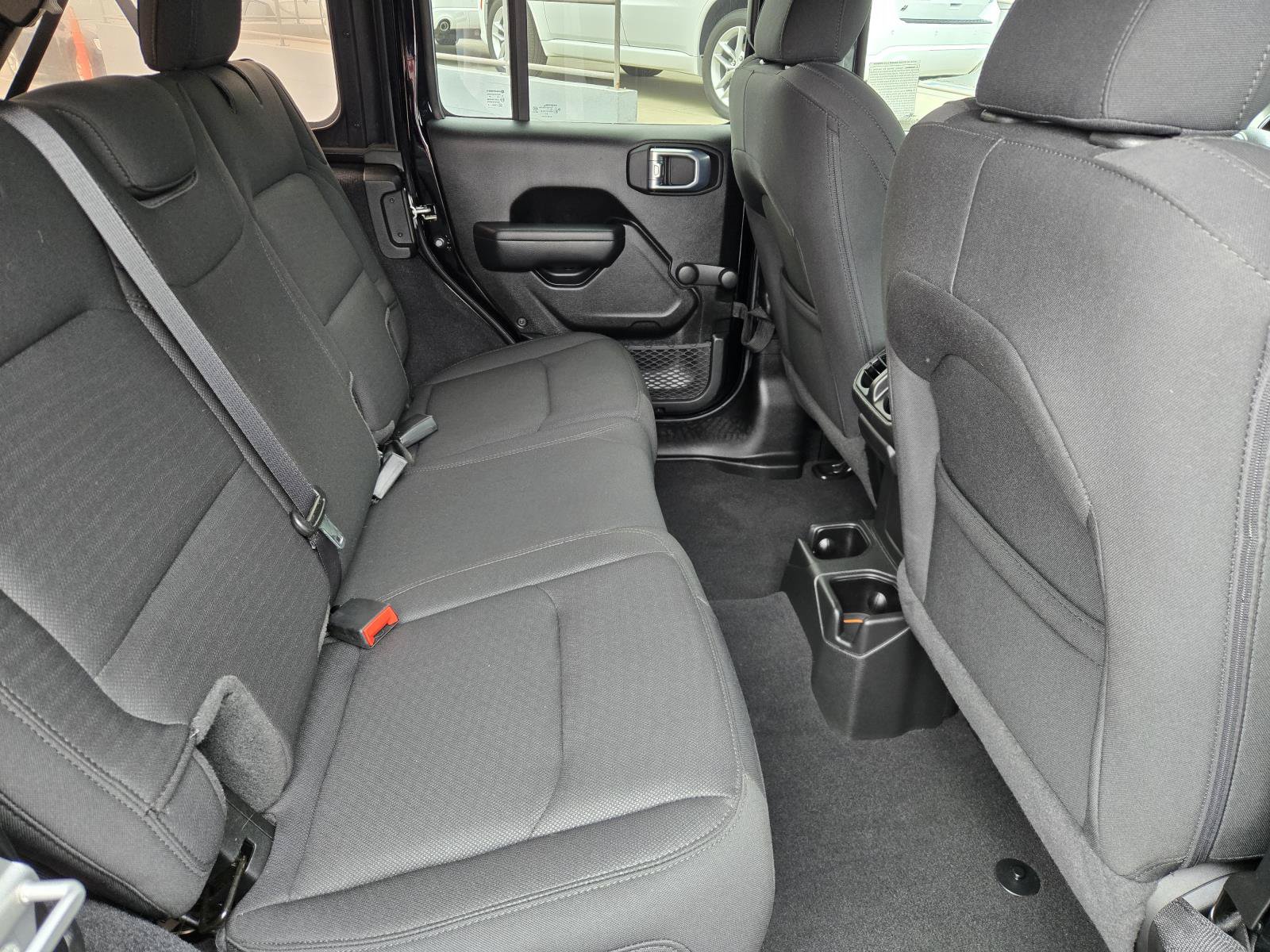 Used 2021 Jeep Wrangler Unlimited Sport AWD/4WD image 27