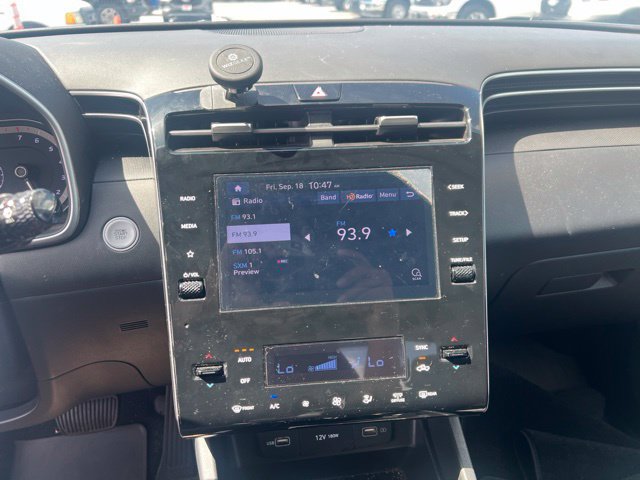 Used 2024 Hyundai Santa Cruz SEL FWD image 9