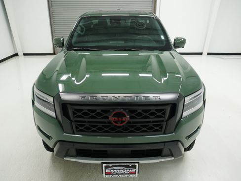 Used 2023 Nissan Frontier PRO-4X w/ Pro-4X Premium Package AWD/4WD image 2