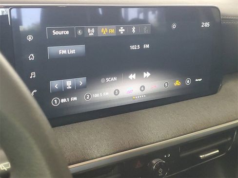 Used 2025 Nissan Kicks SV image 17