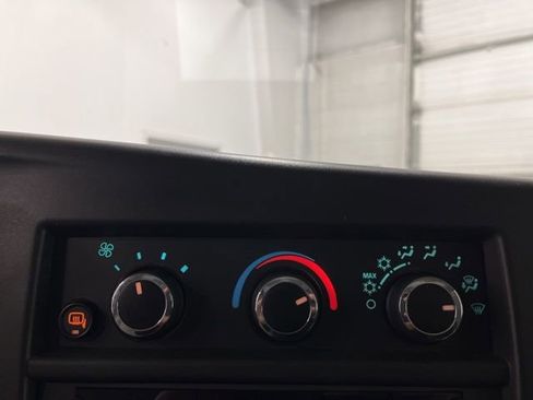 New 2025 Chevrolet Express 3500 Work Van w/ Power Convenience Package image 29