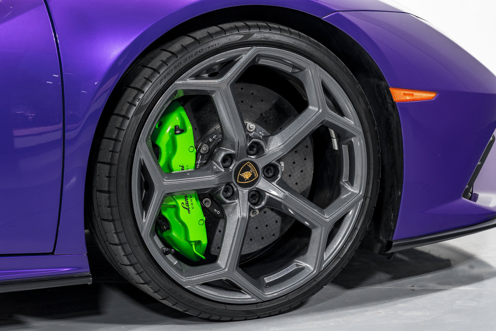Used 2023 Lamborghini Huracan EVO RWD image 53