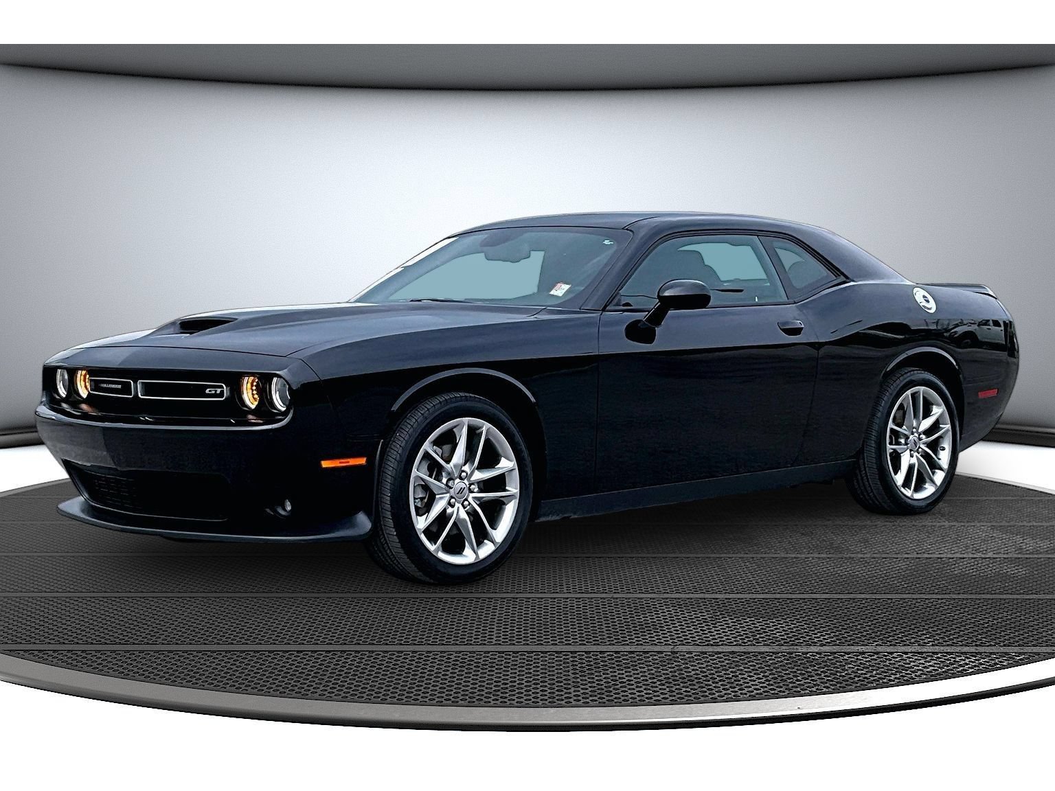 Certified 2022 Dodge Challenger GT w/ Cold Weather Group AWD/4WD image 16