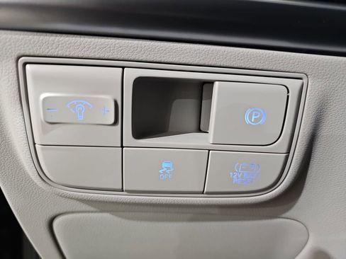 New 2026 Hyundai Tucson Blue SE image 23