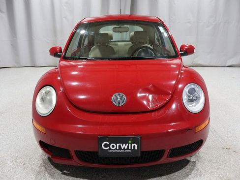 Used 2008 Volkswagen Beetle S image 7